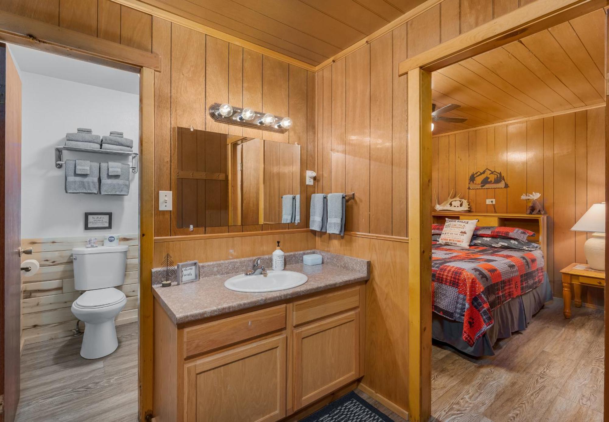 Bear Paw Lodge & Vacation Homes Vallecito Exterior foto